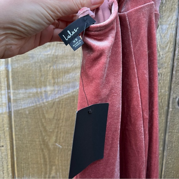 Blush Mauve Velvet Asymmetric Faux-Wrap Maxi Dress 🌿 - Picture 10 of 12
